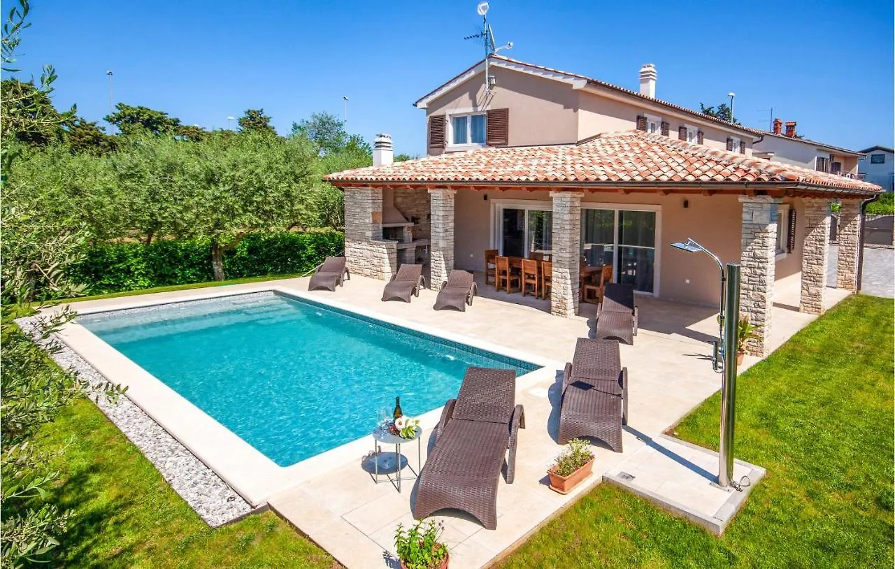 Holiday home Lovely Home In Medulin With Wifi Croatia